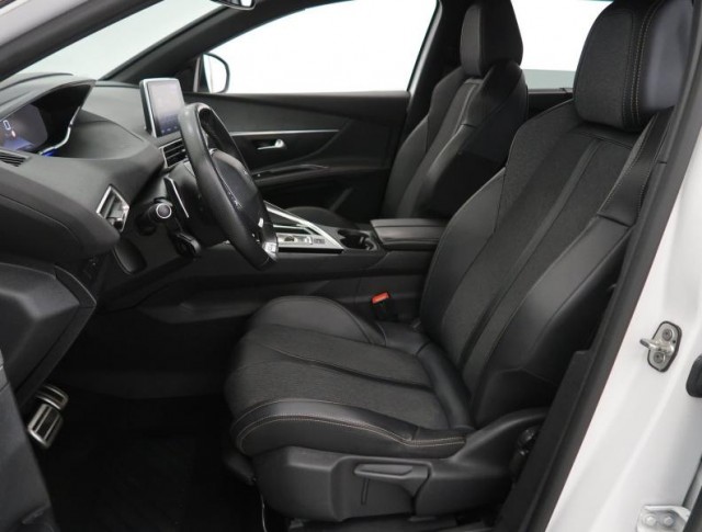 Peugeot 5008  1.5 BlueHDi GT Line