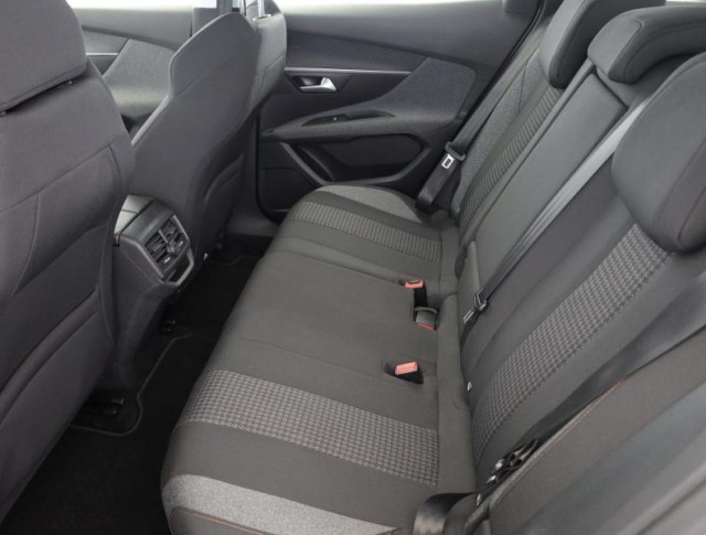 Peugeot 3008  1.2 PureTech 