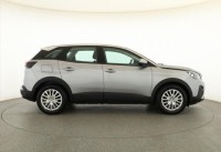 Peugeot 3008  1.2 PureTech 