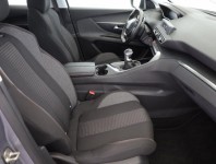 Peugeot 3008  1.2 PureTech 