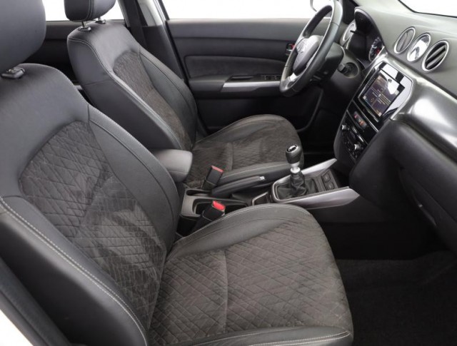 Suzuki Vitara  1.4 BoosterJet 