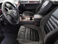 Volkswagen Touareg  3.0 TDI 