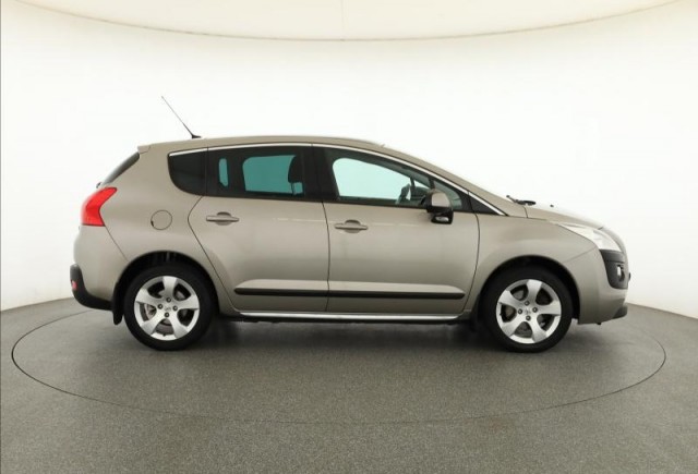 Peugeot 3008  2.0 HDi 