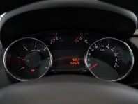 Peugeot 3008  2.0 HDi 