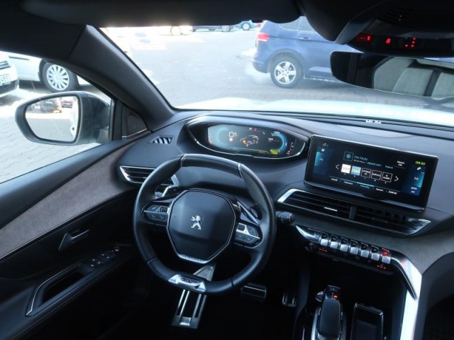 Peugeot 3008  e-Hybrid 300 