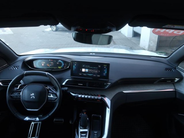 Peugeot 3008  e-Hybrid 300 