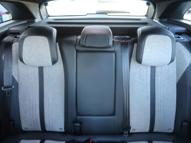 Peugeot 3008  e-Hybrid 300 