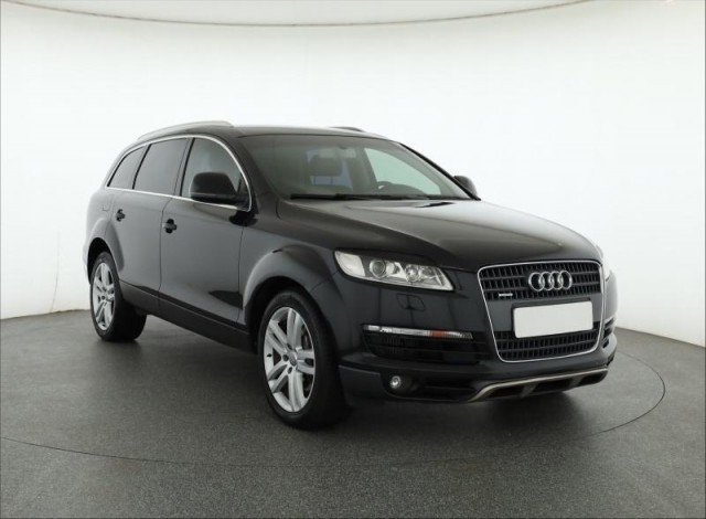 Audi Q7  3.0 TDI 