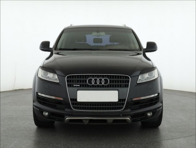 Audi Q7  3.0 TDI 