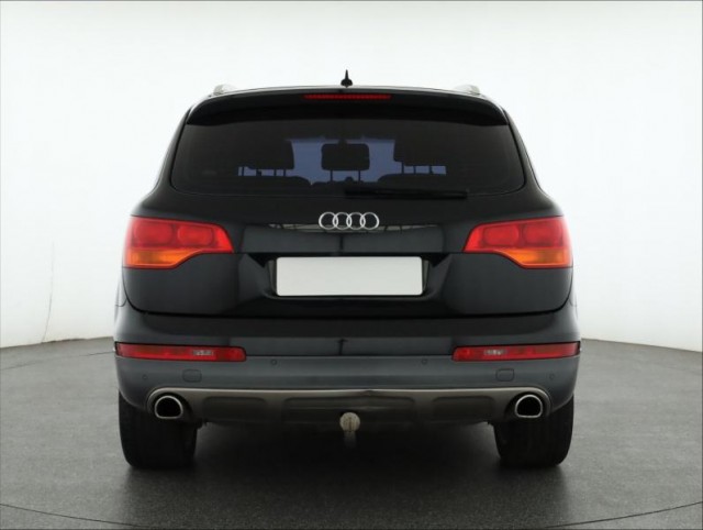 Audi Q7  3.0 TDI 