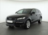 Audi Q7  3.0 TDI 