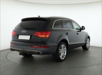 Audi Q7  3.0 TDI 