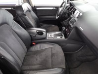 Audi Q7  3.0 TDI 