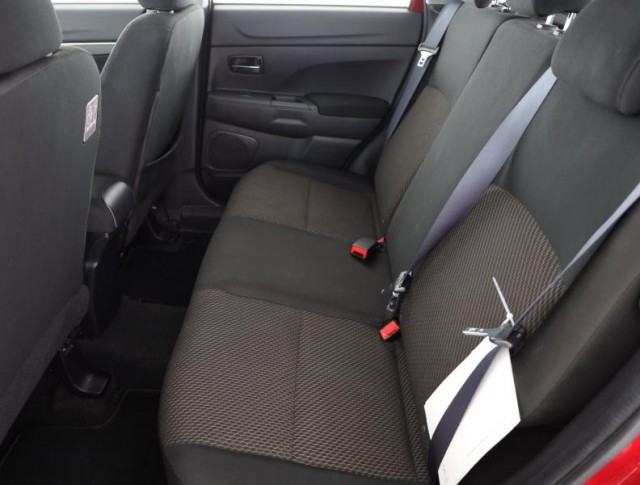 Mitsubishi ASX  1.6 MIVEC 