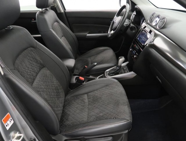 Suzuki Vitara  1.4 BoosterJet GLX