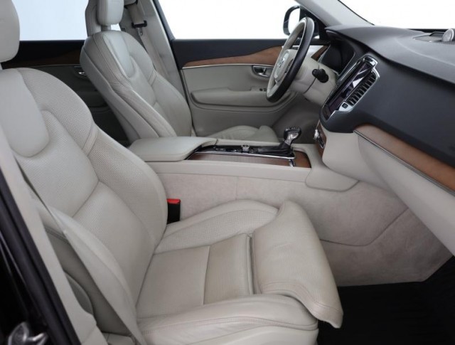 Volvo XC90  D5 AWD 