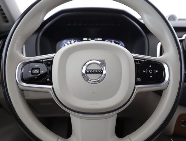 Volvo XC90  D5 AWD 