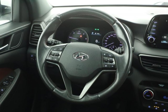 Hyundai Tucson  2.0 CRDi 