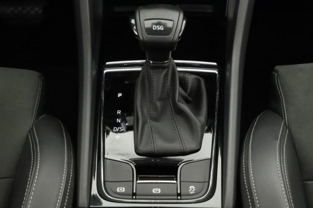Škoda Karoq  1.5 TSI Style