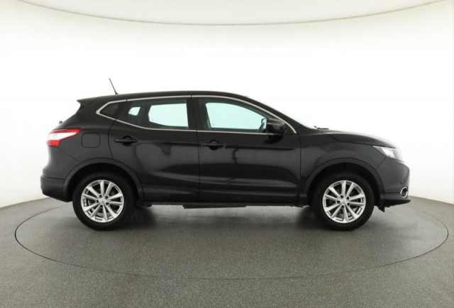 Nissan Qashqai  1.2 DIG-T 
