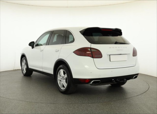 Porsche Cayenne  S 