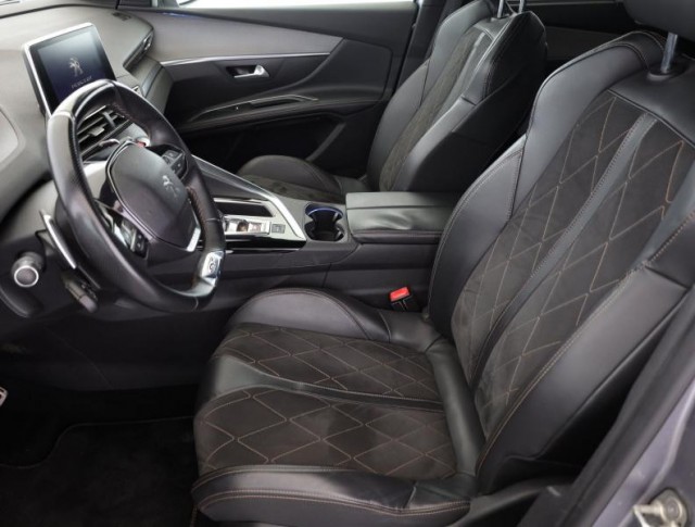 Peugeot 5008  2.0 BlueHDi 