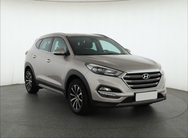 Hyundai Tucson  2.0 CRDi 