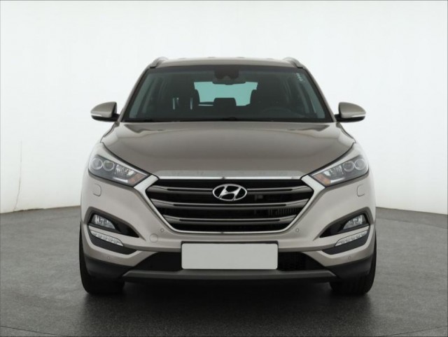 Hyundai Tucson  2.0 CRDi 