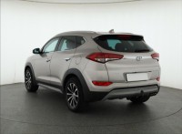 Hyundai Tucson  2.0 CRDi 