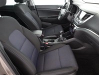 Hyundai Tucson  2.0 CRDi 