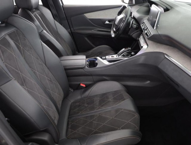 Peugeot 5008  2.0 BlueHDi GT Line