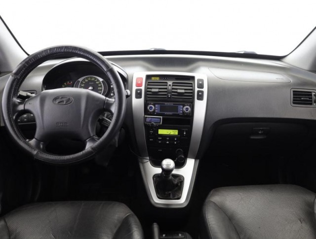 Hyundai Tucson  2.0 CRDi 