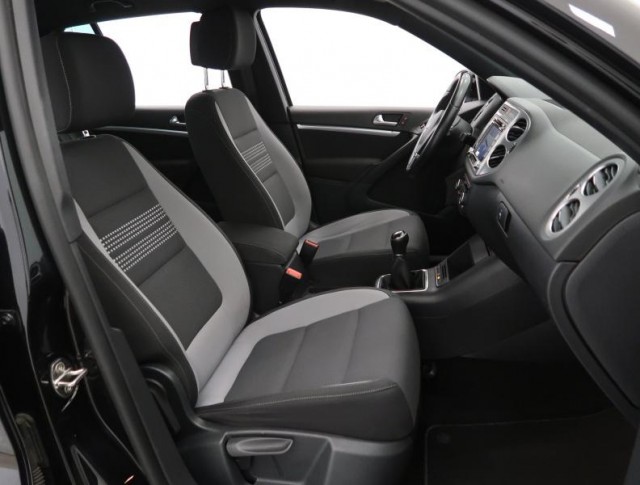 Volkswagen Tiguan  2.0 TDI 