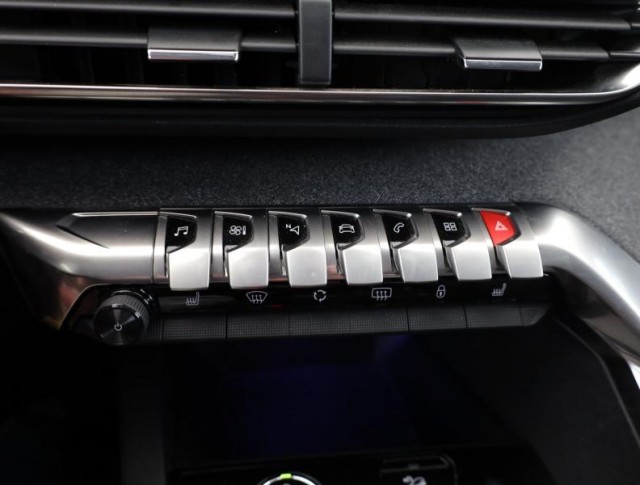 Peugeot 5008  PureTech 130 