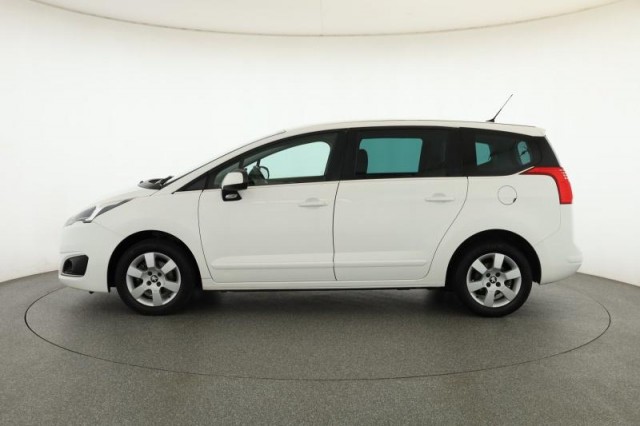Peugeot 5008  1.6 HDi 