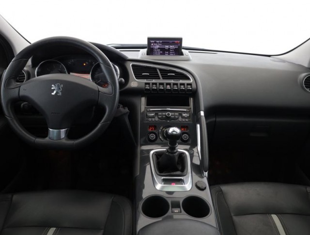 Peugeot 3008  1.6 THP 