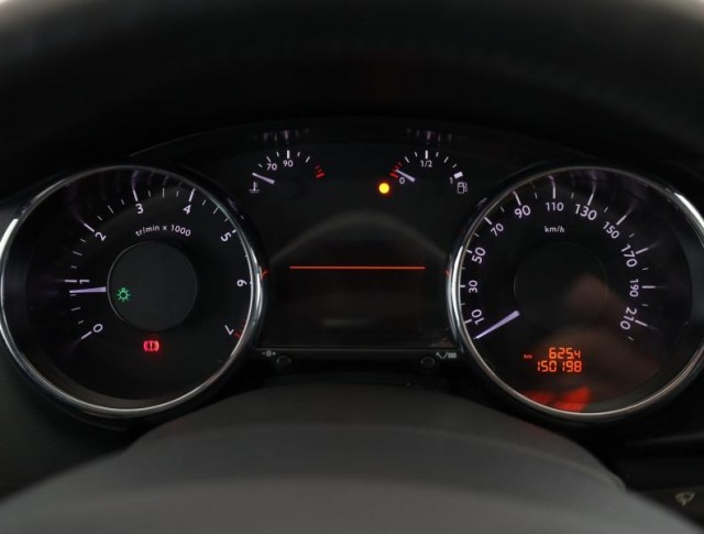 Peugeot 3008  1.6 THP 