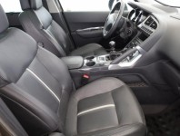 Peugeot 3008  1.6 THP 