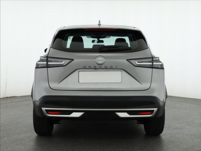 Nissan Qashqai  1.3 DIG-T MHEV 
