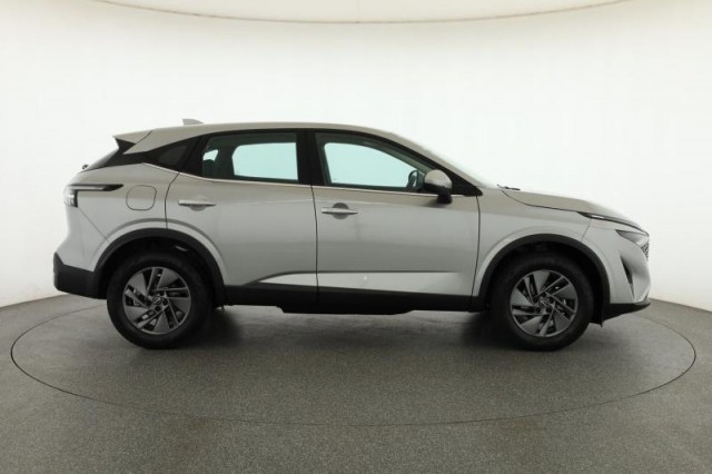 Nissan Qashqai  1.3 DIG-T MHEV 