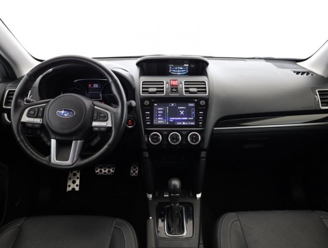 Subaru Forester  2.0 XT 