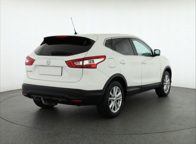 Nissan Qashqai  1.2 DIG-T 