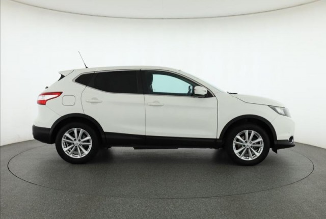 Nissan Qashqai  1.2 DIG-T 
