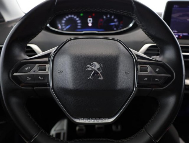 Peugeot 5008  PureTech 130 
