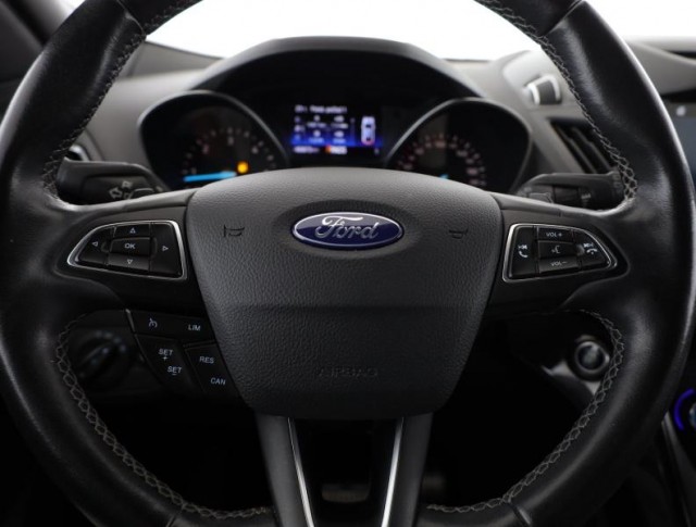 Ford Kuga  2.0 TDCi ST-Line