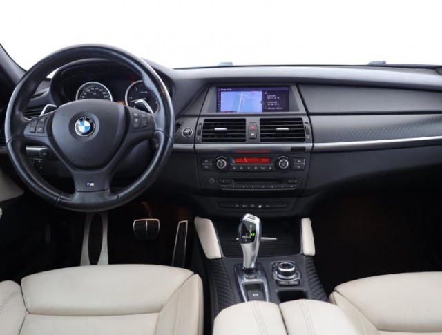 BMW X6  xDrive40d 