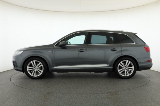 Audi Q7  3.0 TDI 