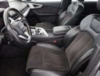 Audi Q7  3.0 TDI 