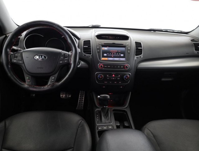 Kia Sorento  2.2 CRDi 
