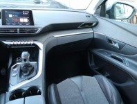 Peugeot 3008  2.0 BlueHDi Allure Pack